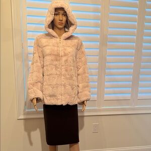 Women's Faux Fur Hooded Jacket
